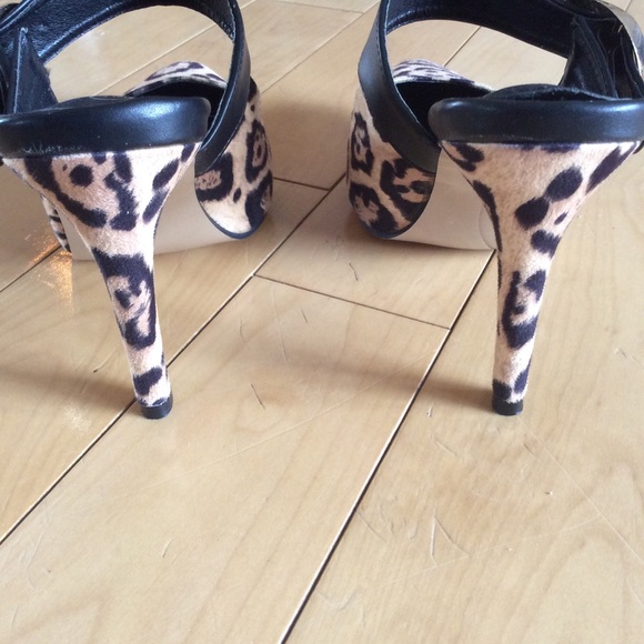 🔥$5 SALE! Never worn, slip on leopard print heels, sz 7.5 -8. So cute! - Picture 4 of 7